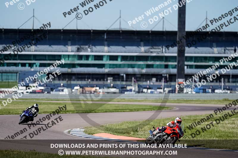 Rockingham no limits trackday;enduro digital images;event digital images;eventdigitalimages;no limits trackdays;peter wileman photography;racing digital images;rockingham raceway northamptonshire;rockingham trackday photographs;trackday digital images;trackday photos